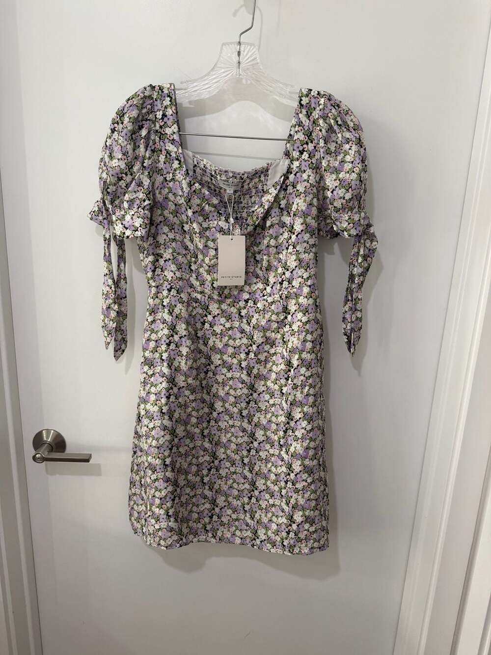 New Petite Studio NYC Zahra Floral Print Puff Sleeve Mini Dress - Picture 2 of 11